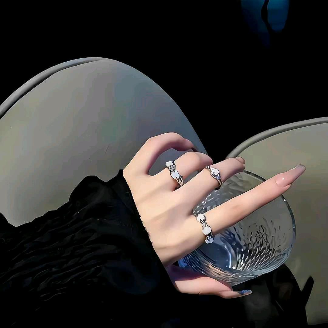 四月.𝒞𝒬