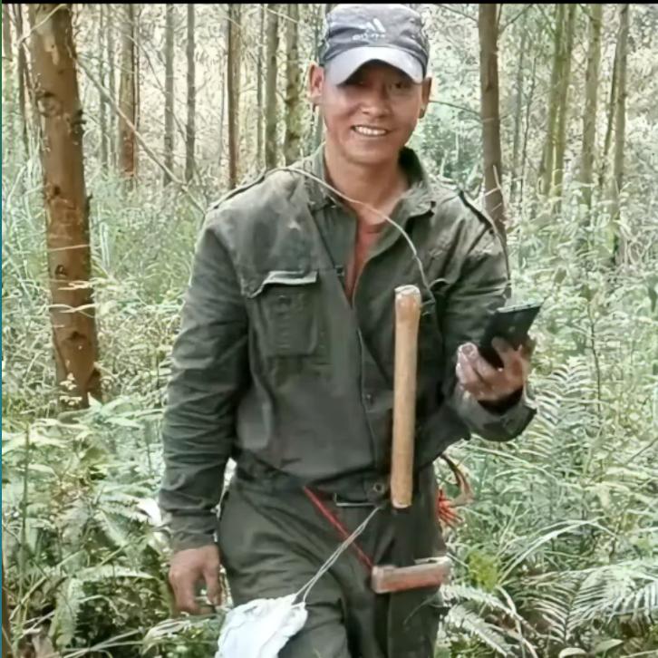 深山猎人，牛大力蜂蜜广西忻城，周安人民