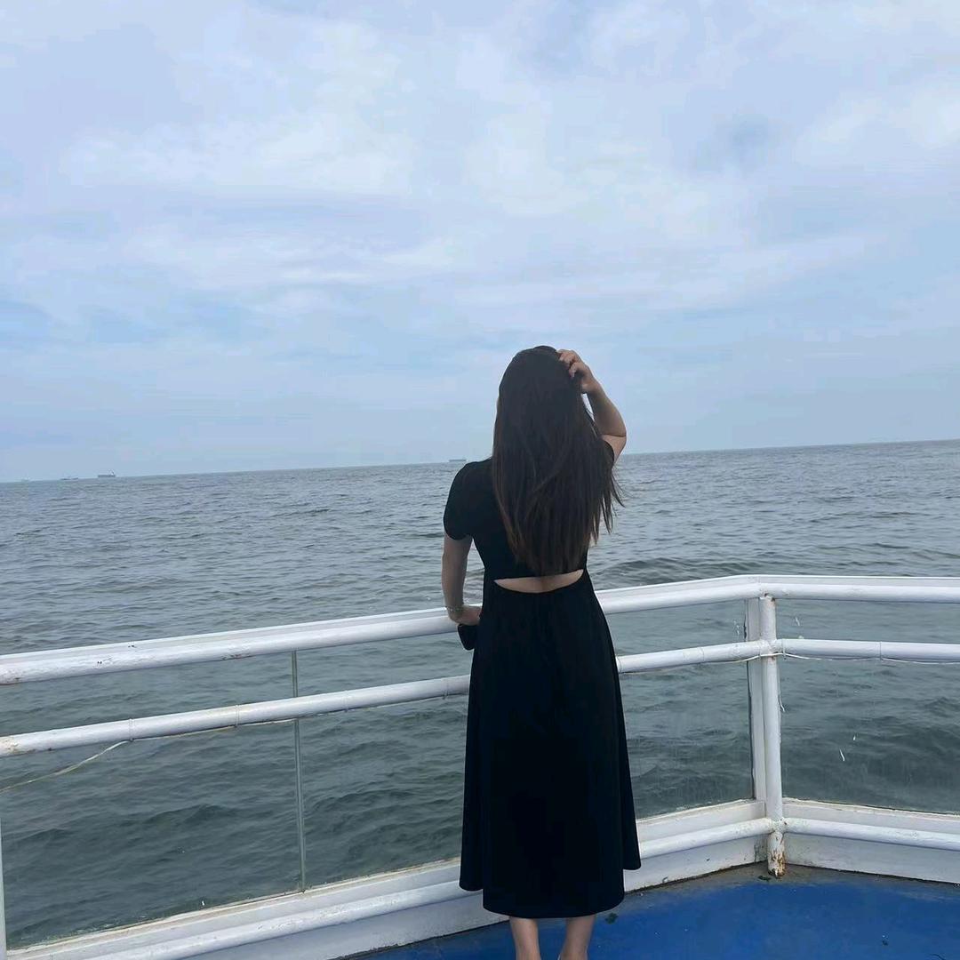 蕊（橱窗有好物）