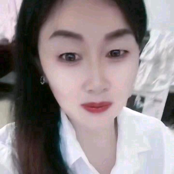 会姐是单身的女人