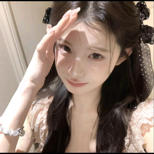 别吵忙着喂鸡