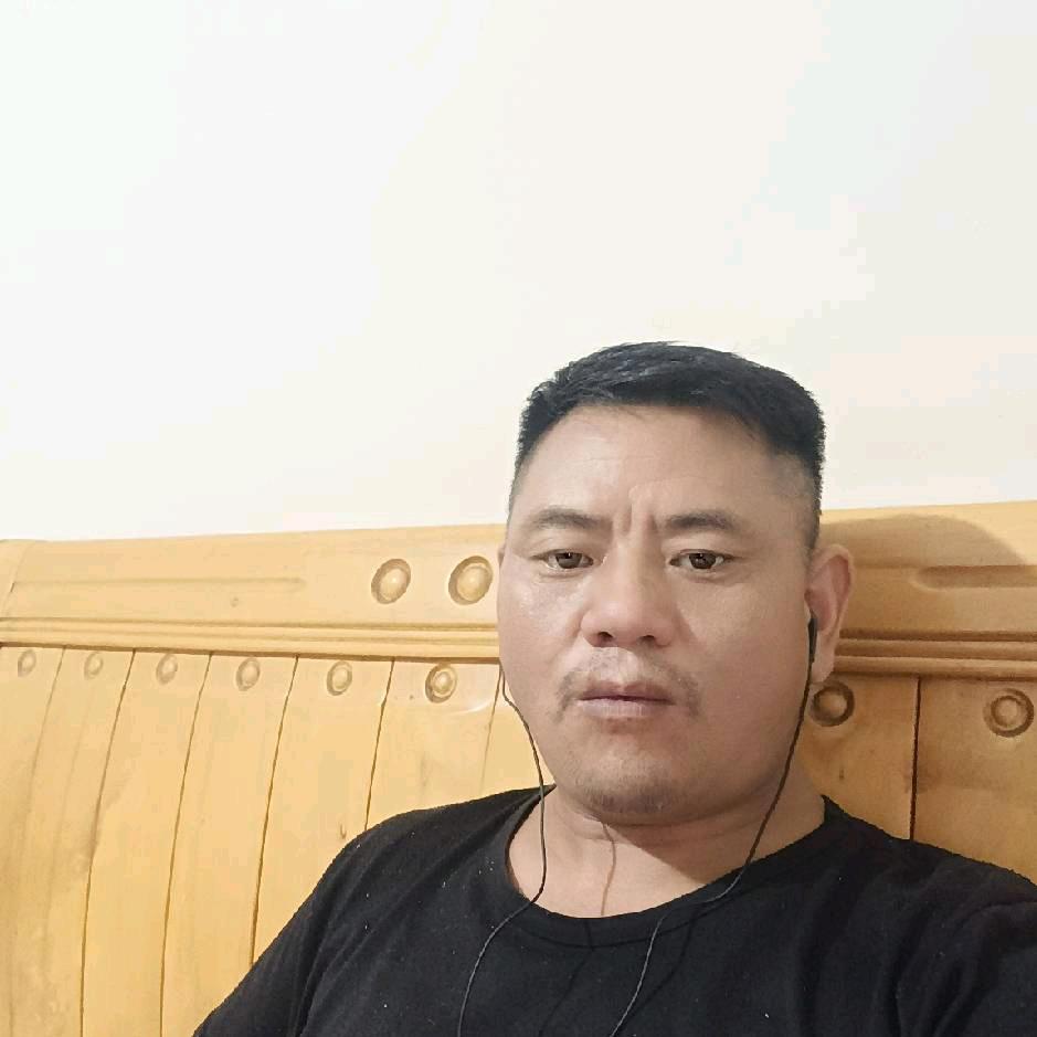 彭启超
