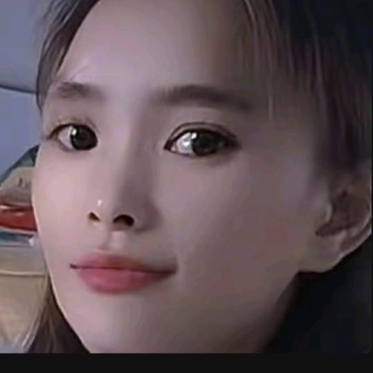 小菲💀