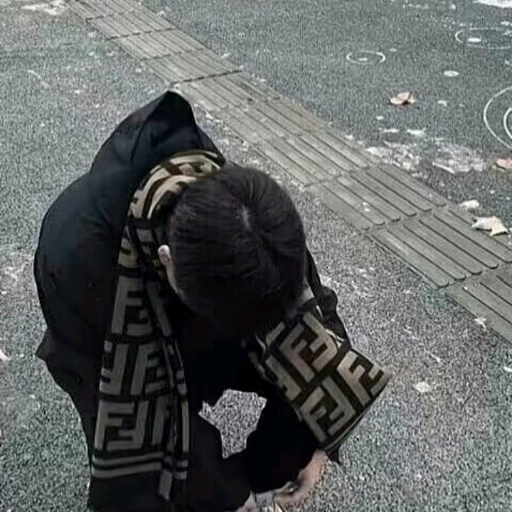 ╭(╯ε╰)╮