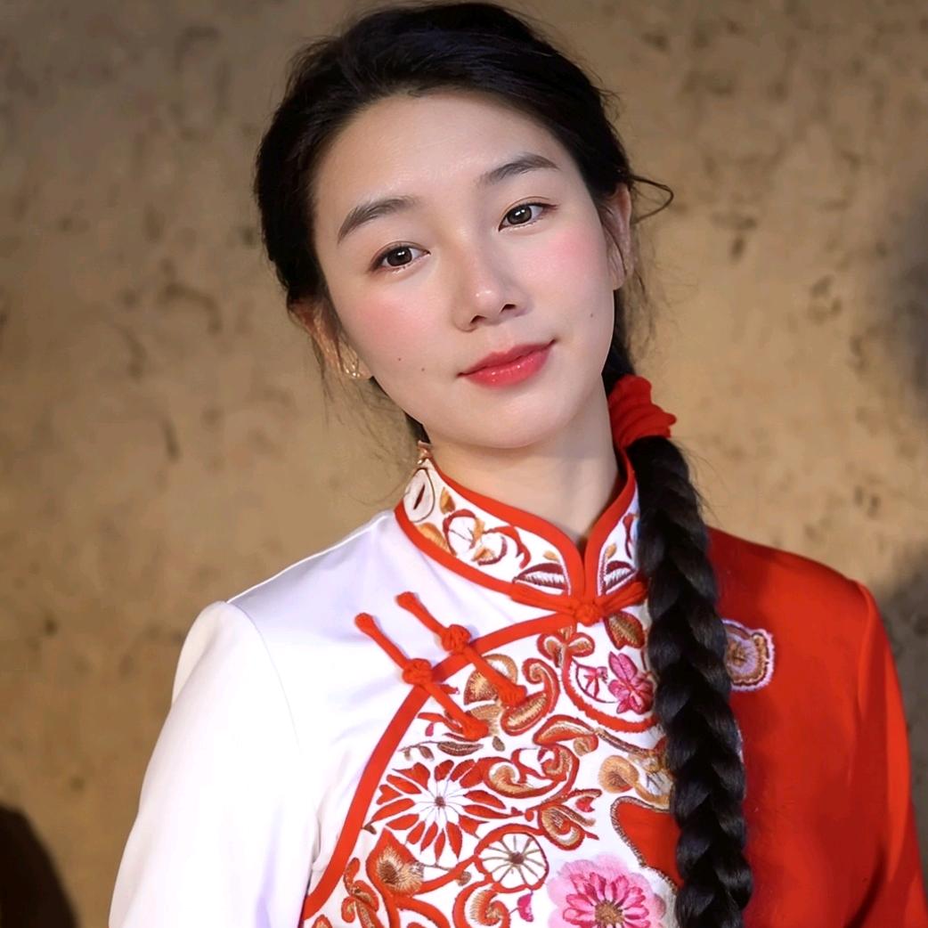 英子 周宁灯具卫浴永辉二楼尚城实体店