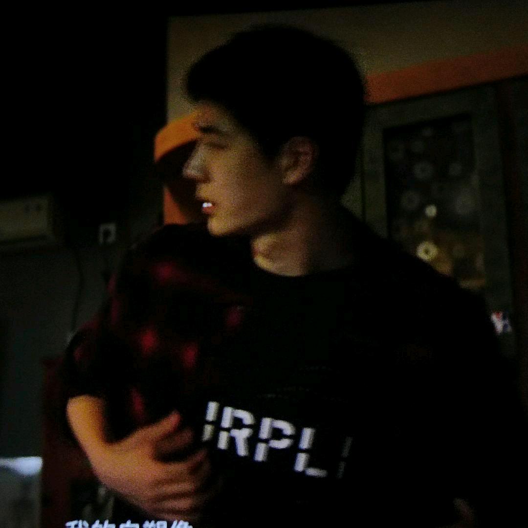 Ꮤ尊贵的年轻人