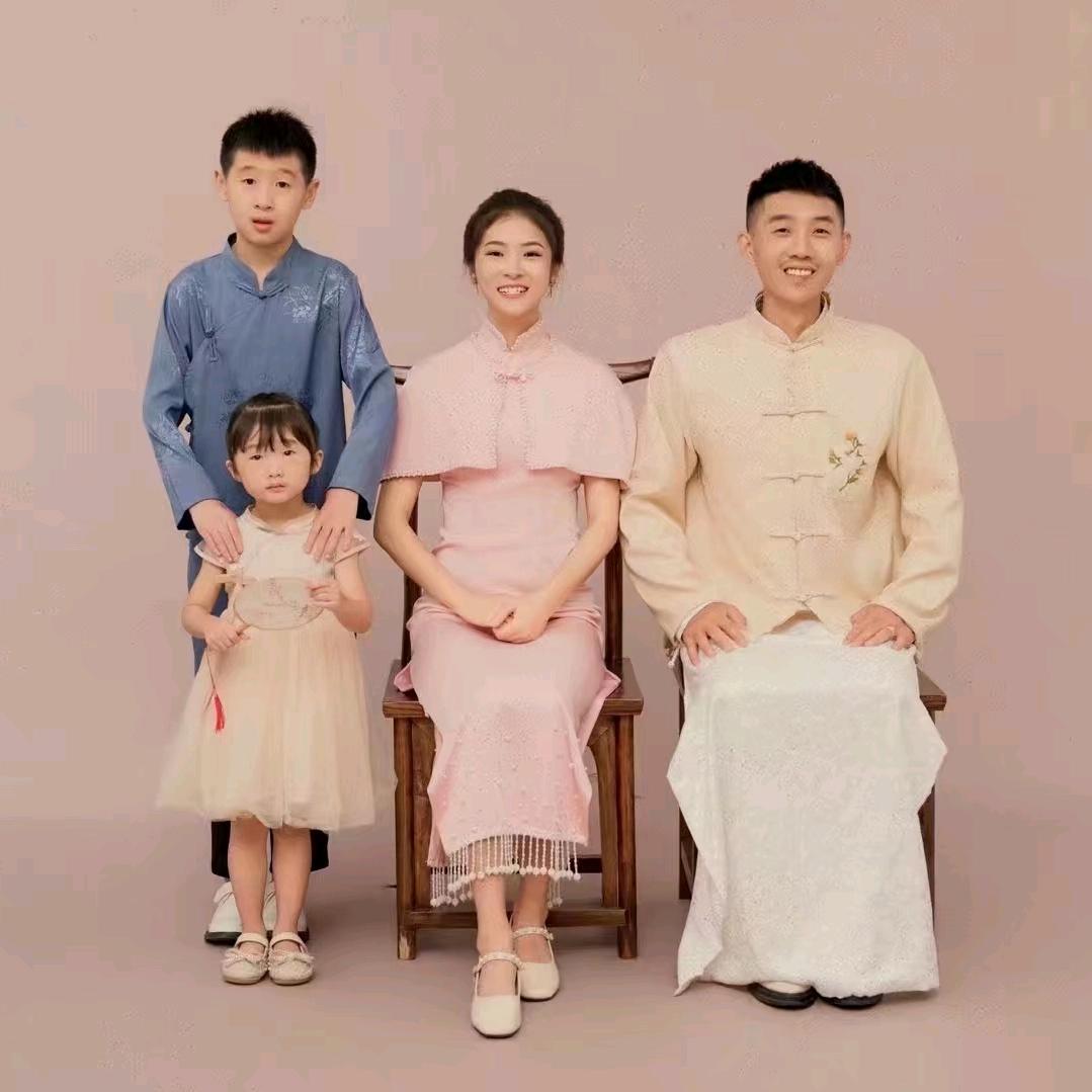 小静一家