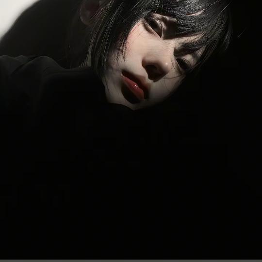 美女的事你少管