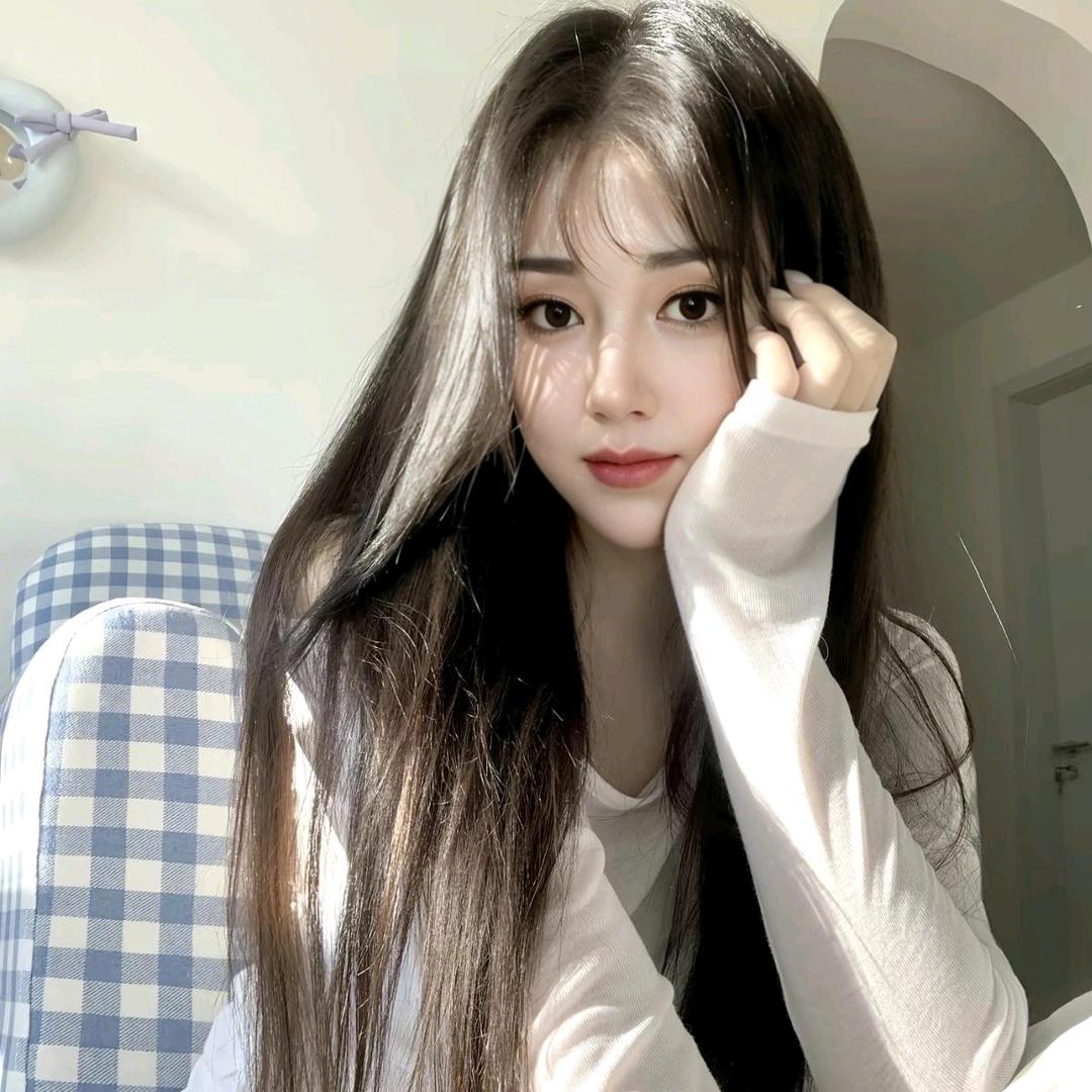 珑璟娅娅  （珑璟樾府   海棠湾）