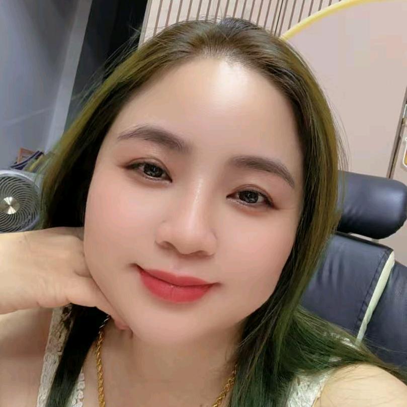 Hồng bán vàng 小红