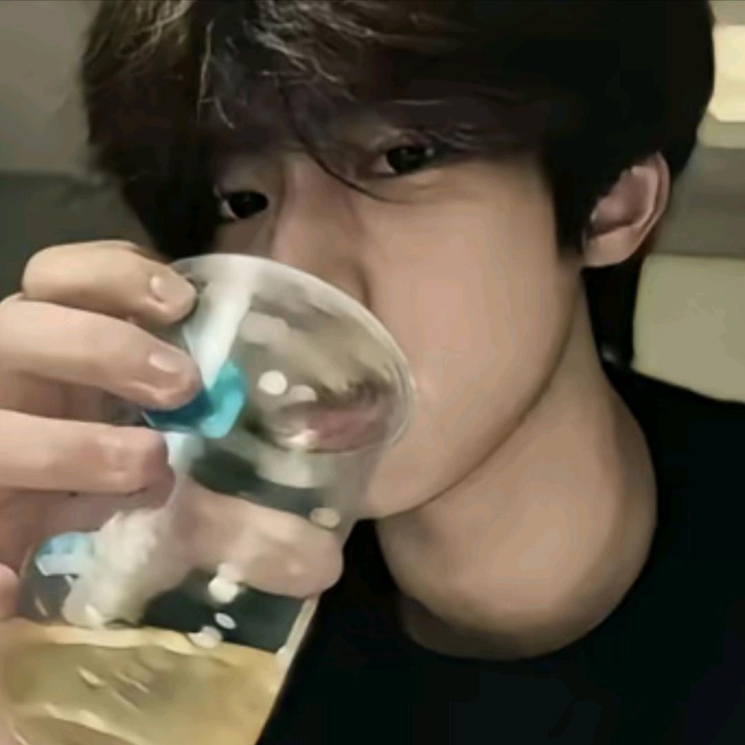 小于不吃鱼.