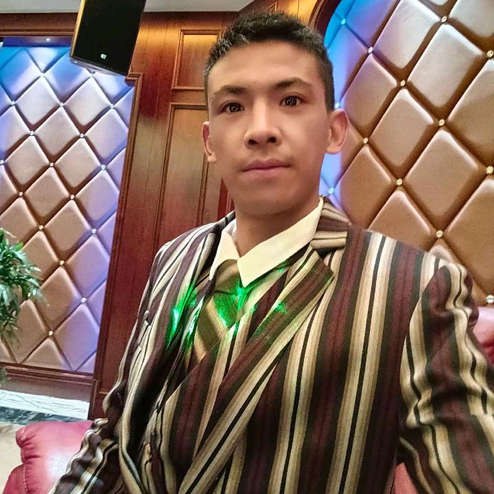 托米大大 托米大大