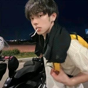 爱随回忆无解.