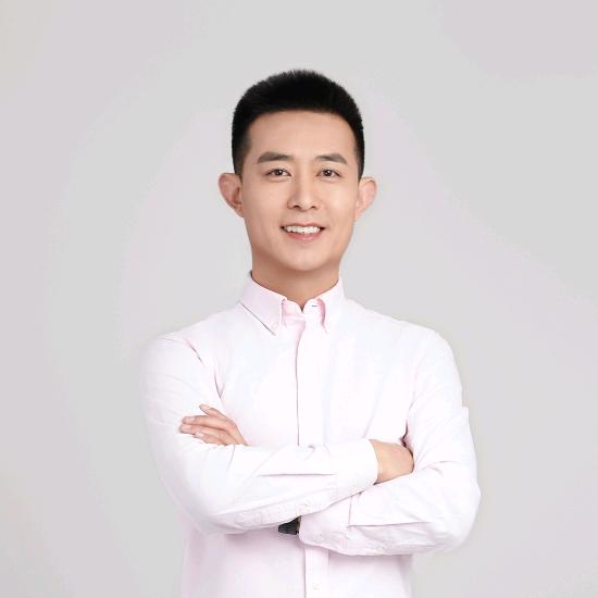 跑步吟诗的小贾
