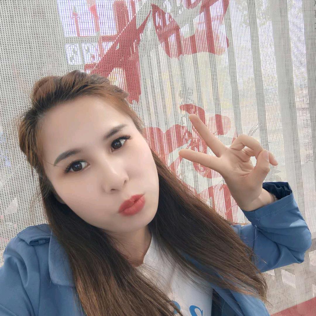 月岚欣