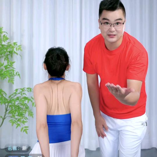 小胖老师颈椎锻炼