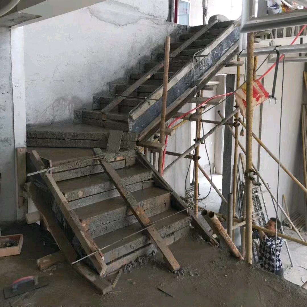 专业土建施工，现浇楼梯，别墅地下室二层