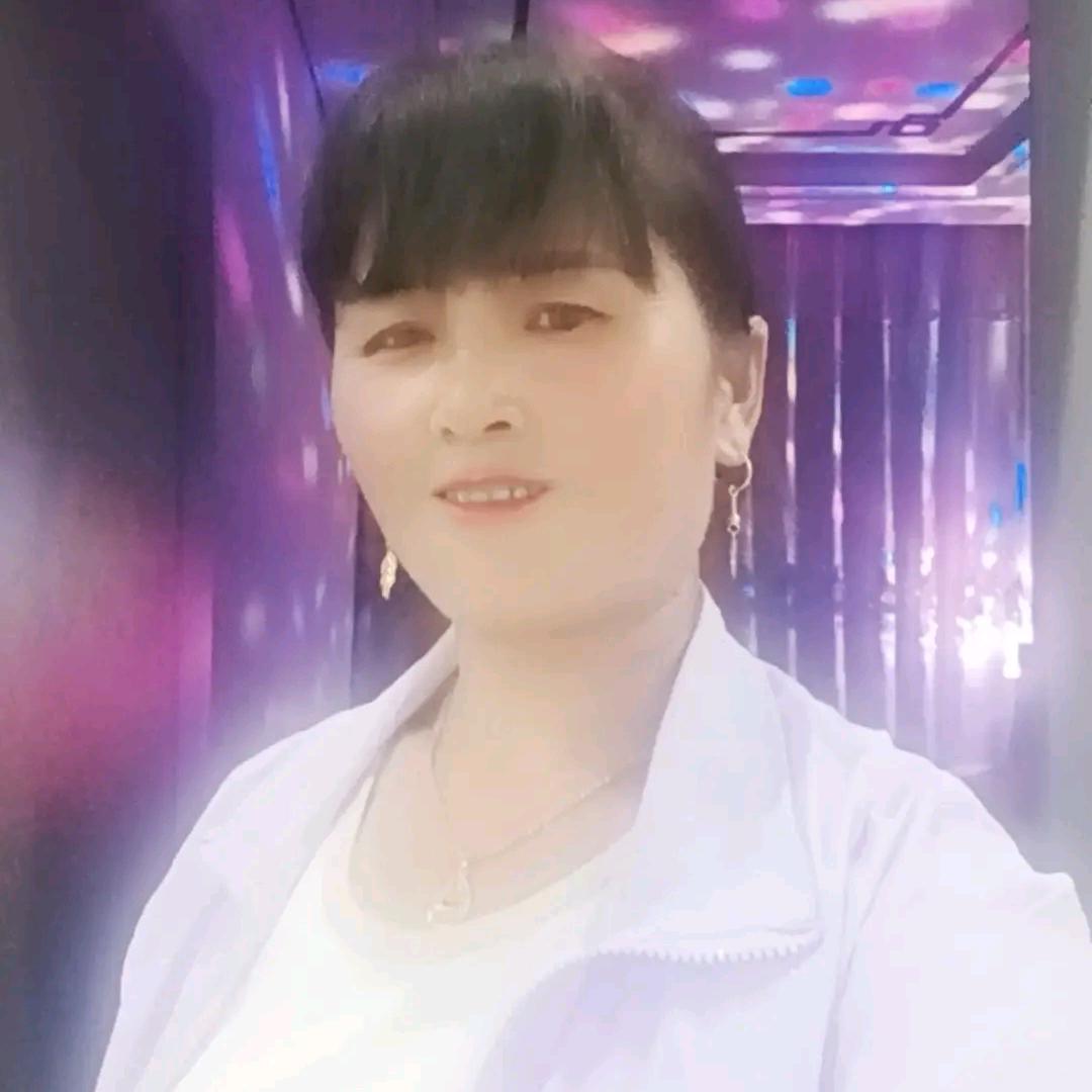 雪花飘飘。