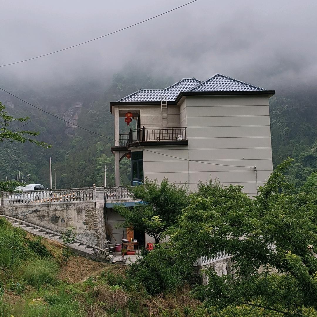 ∗︎˚(* ˃̤൬˂̤ *)˚医然卫你