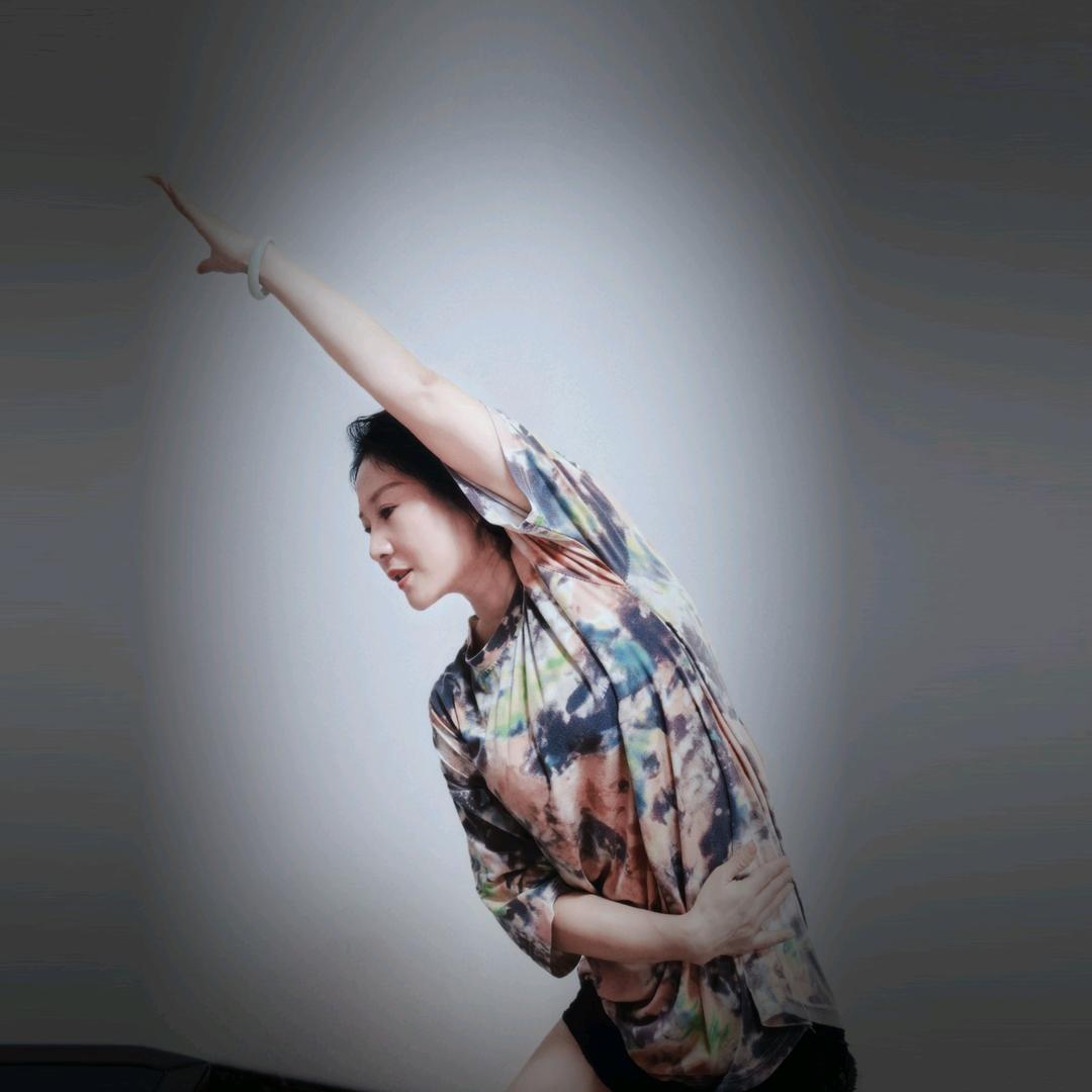 含妞塑形有氧健身操