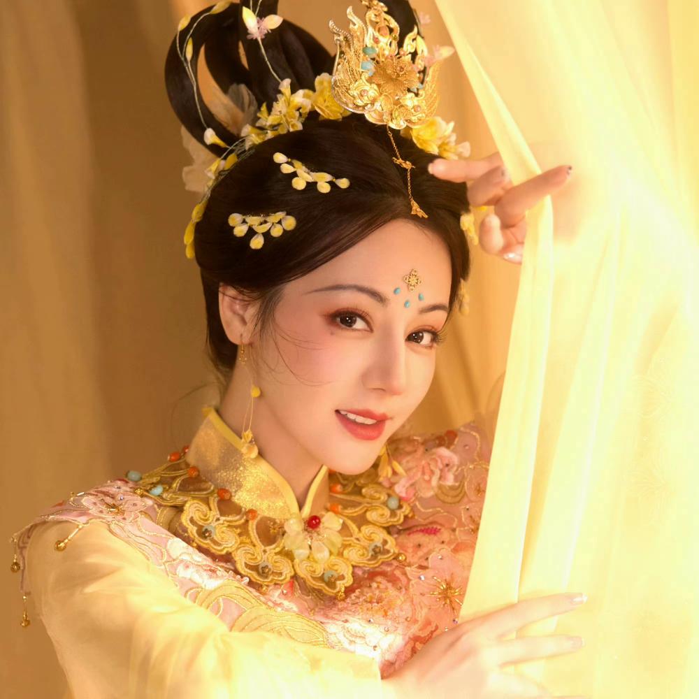 蔷蔷小巴