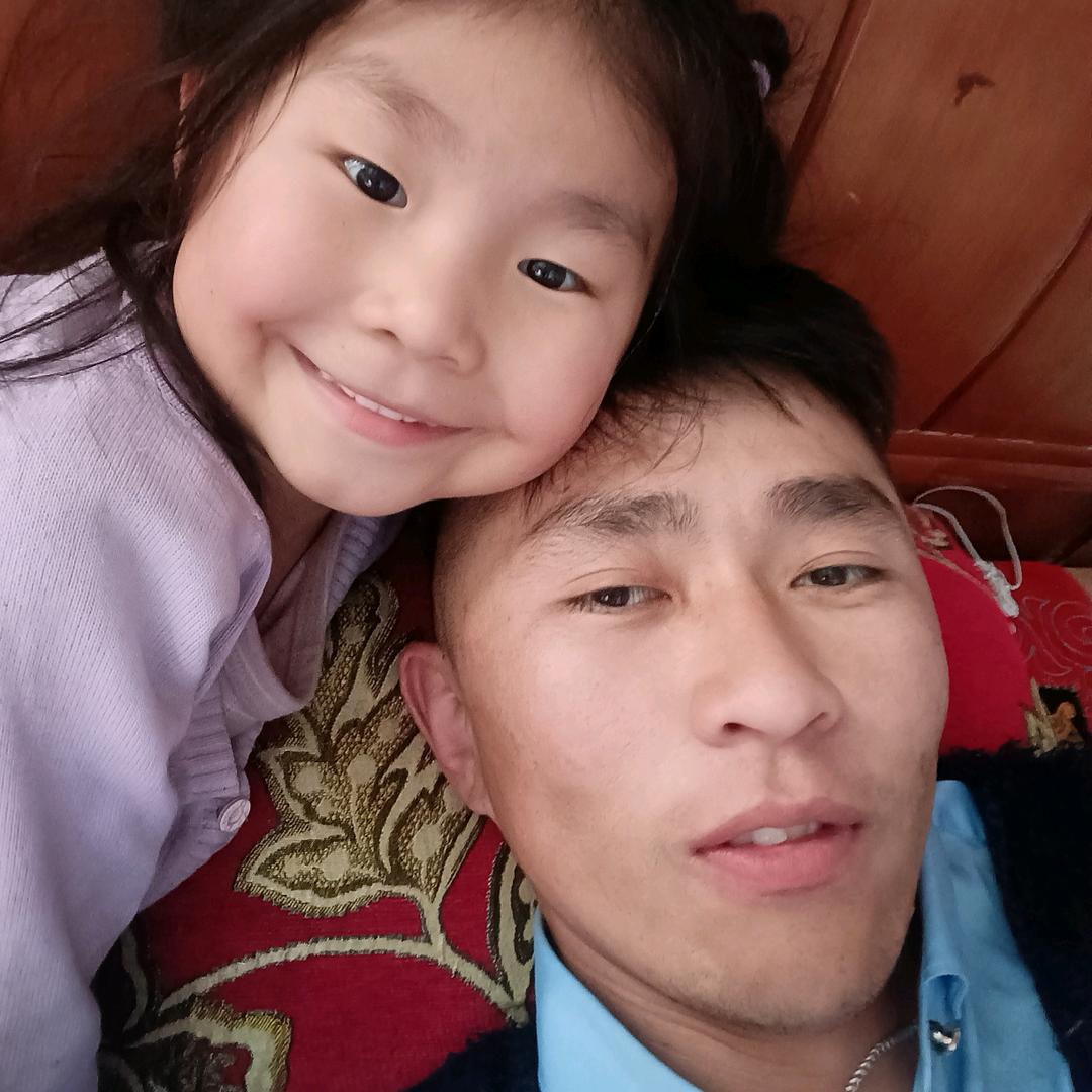 阿      尔      恒  🧿