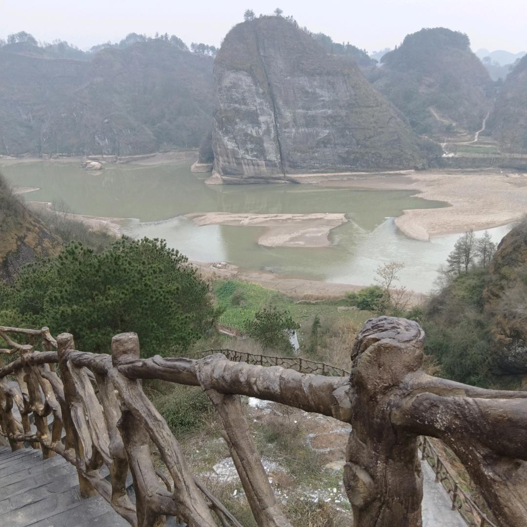 漂亮的灰姑娘🐍