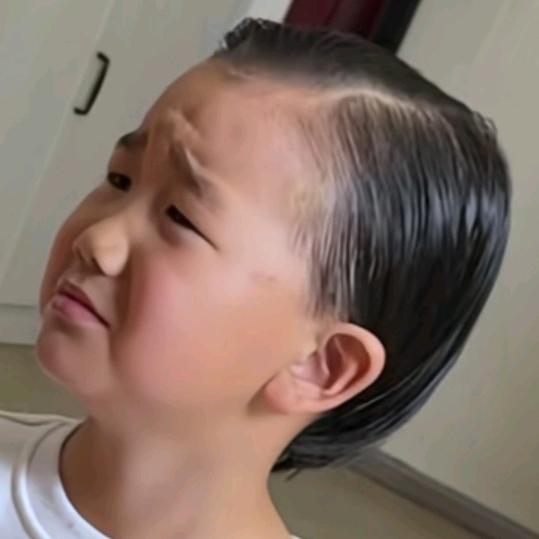鸿   福