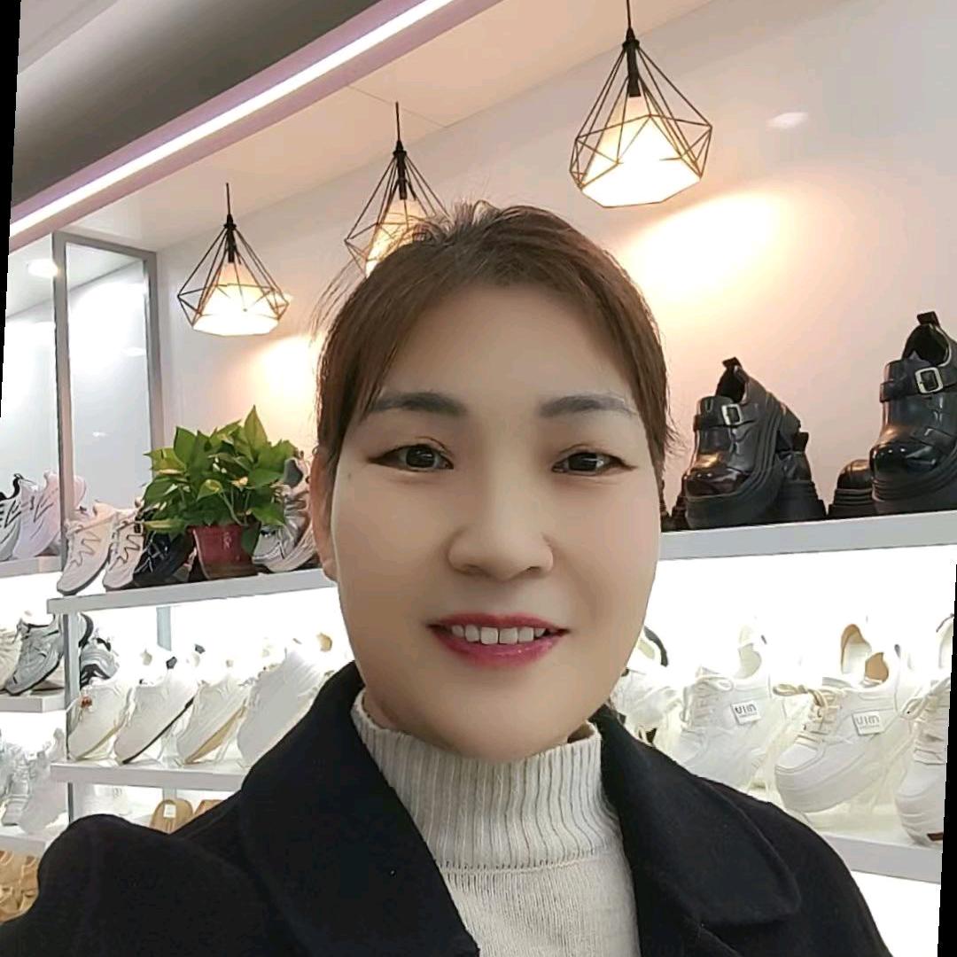 沙堰卖鞋凤姐（一分利鞋行）