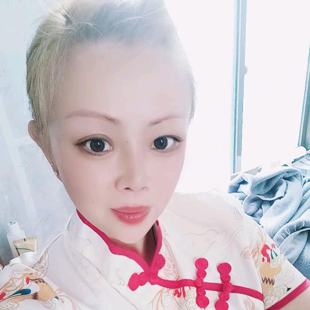 玩月亮💃