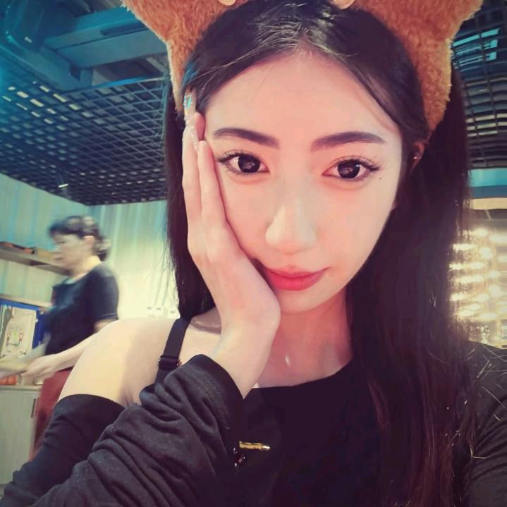 孜娜