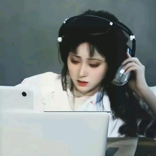 尤斯蒂娅