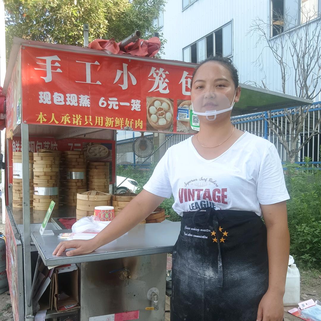 霞姐《手工小笼包、鲜肉蛋堡》