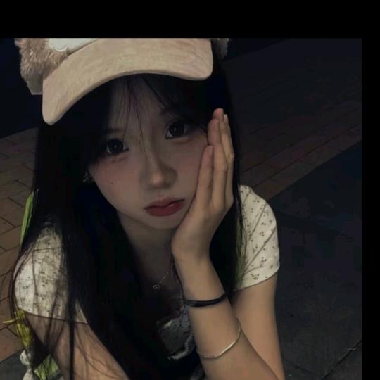 妍妍.M