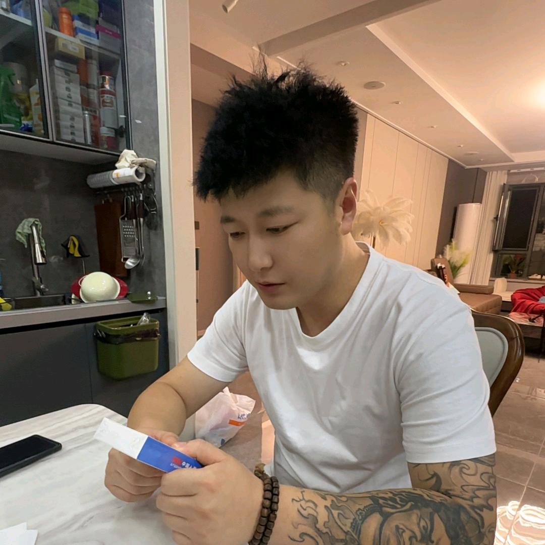 李洋本阳（同款在橱窗）