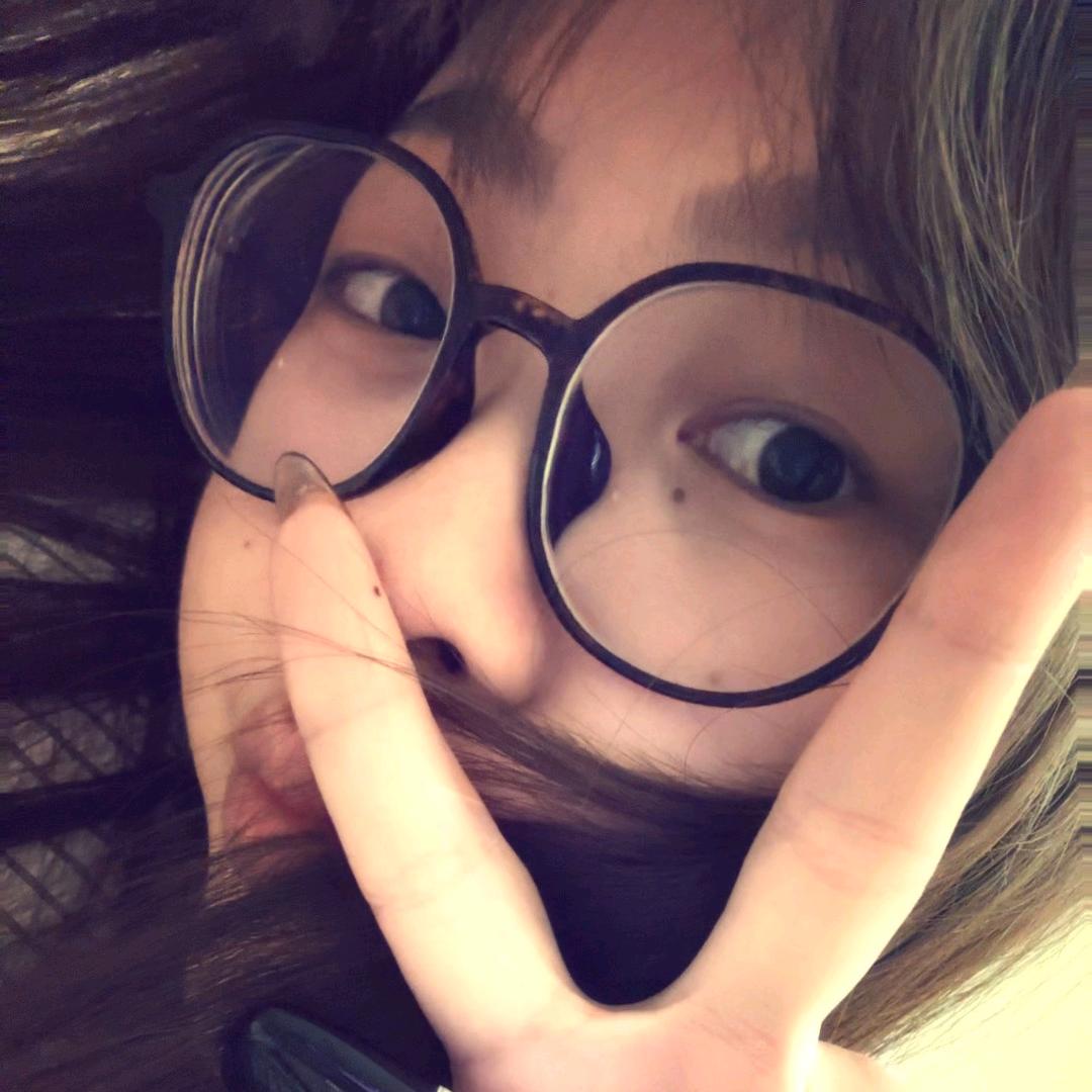 樱桃小小新₀₄₂₀🍀。（别喝奶茶版）