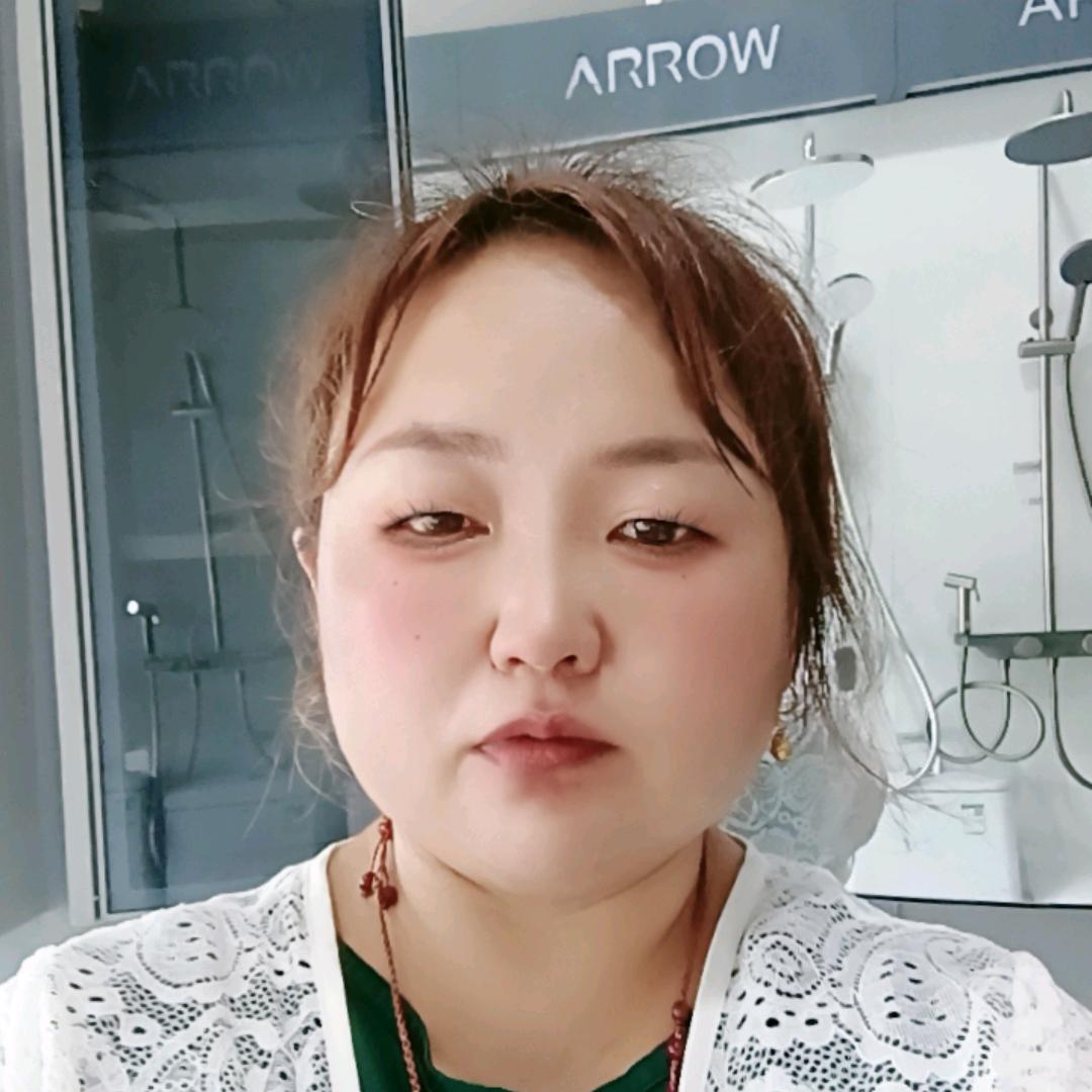 芉娅,丽姐家政