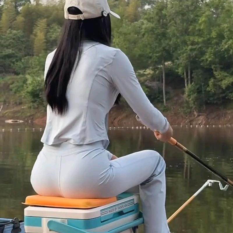 钓友之家野钓黑坑