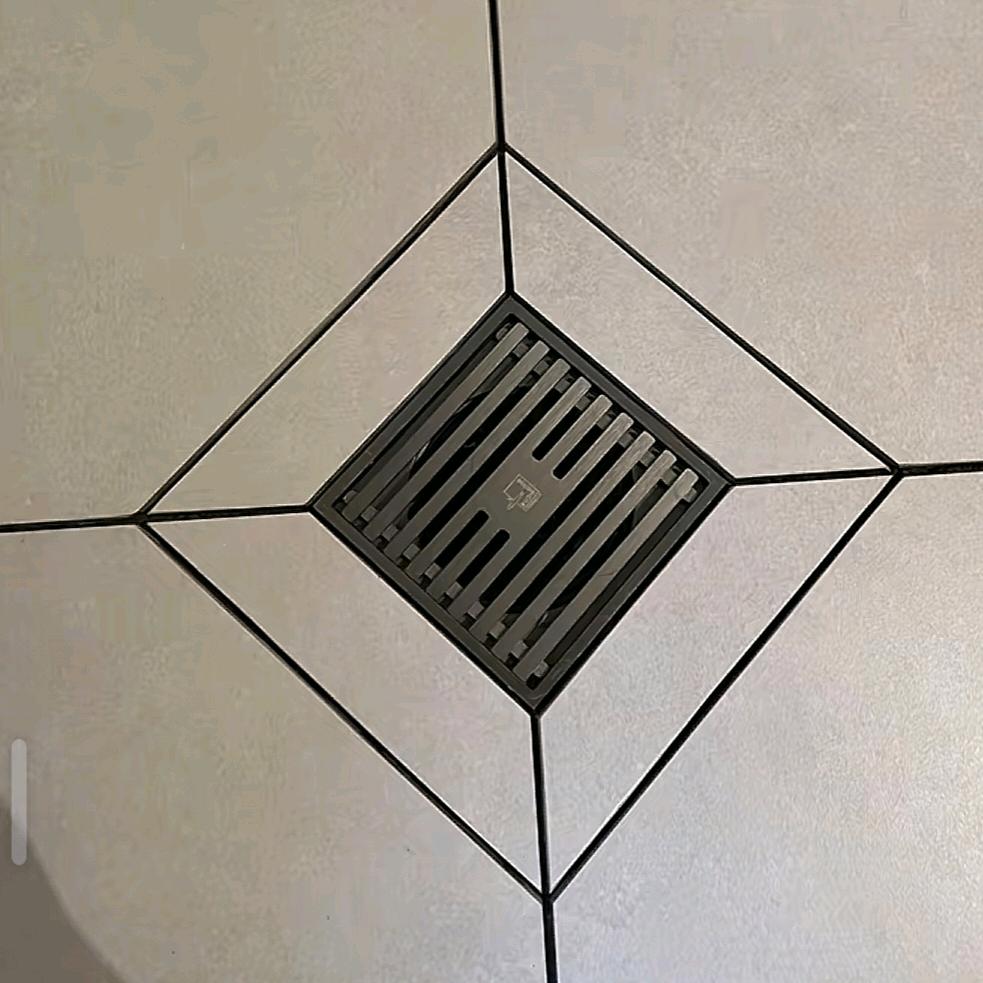 兰州     瓦工刘师傅贴瓷砖，