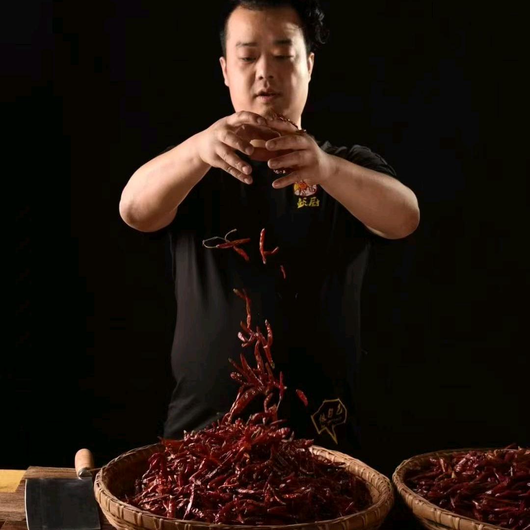 江湖厨疯钟小炮