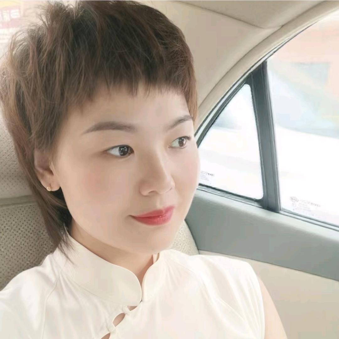 妮儿💋