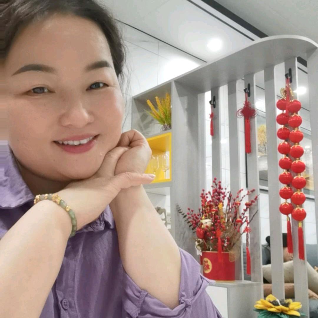 岑溪南粤晚安家居~菠萝姐