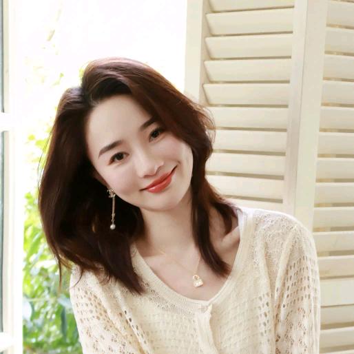 邱莹莹（直播爆款精选）