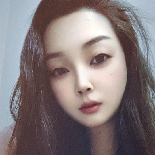 半是蜜糖半是伤💋️