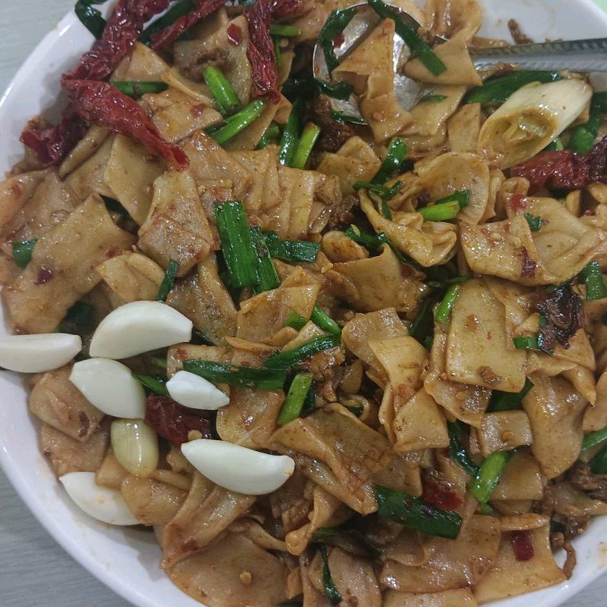 干煸揪片子炒面