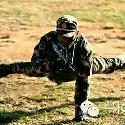 大风大浪中前进