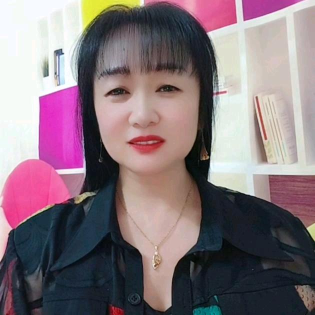 心上人，小眼睛