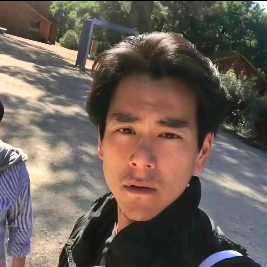 系江苏彭于晏哦