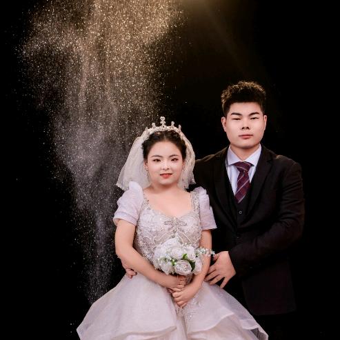 2005年7🈷️24号的小姐姐(孕晚期