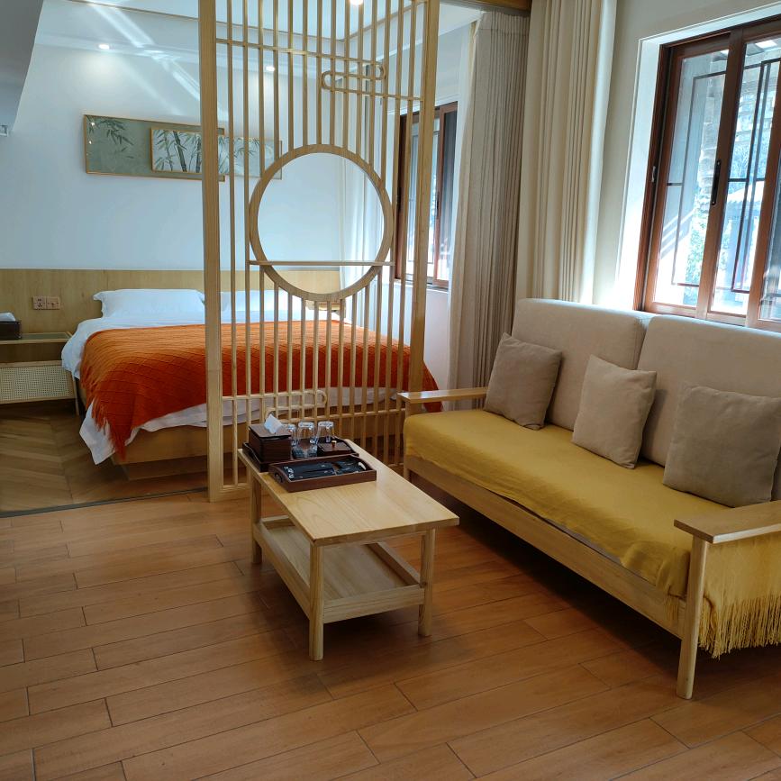 峨眉山山里晓居民宿